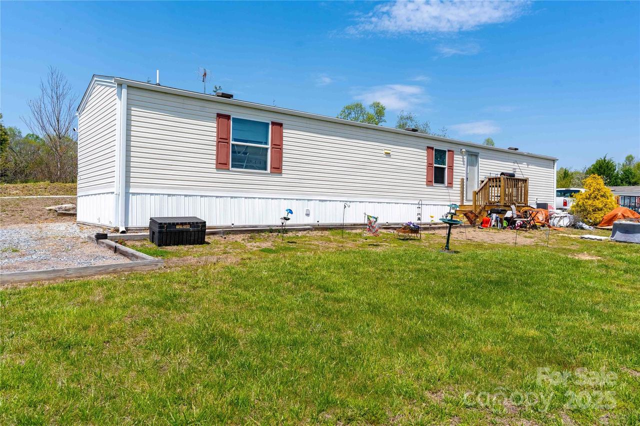 164 Baby Jane Ln., Hendersonville, NC 28792