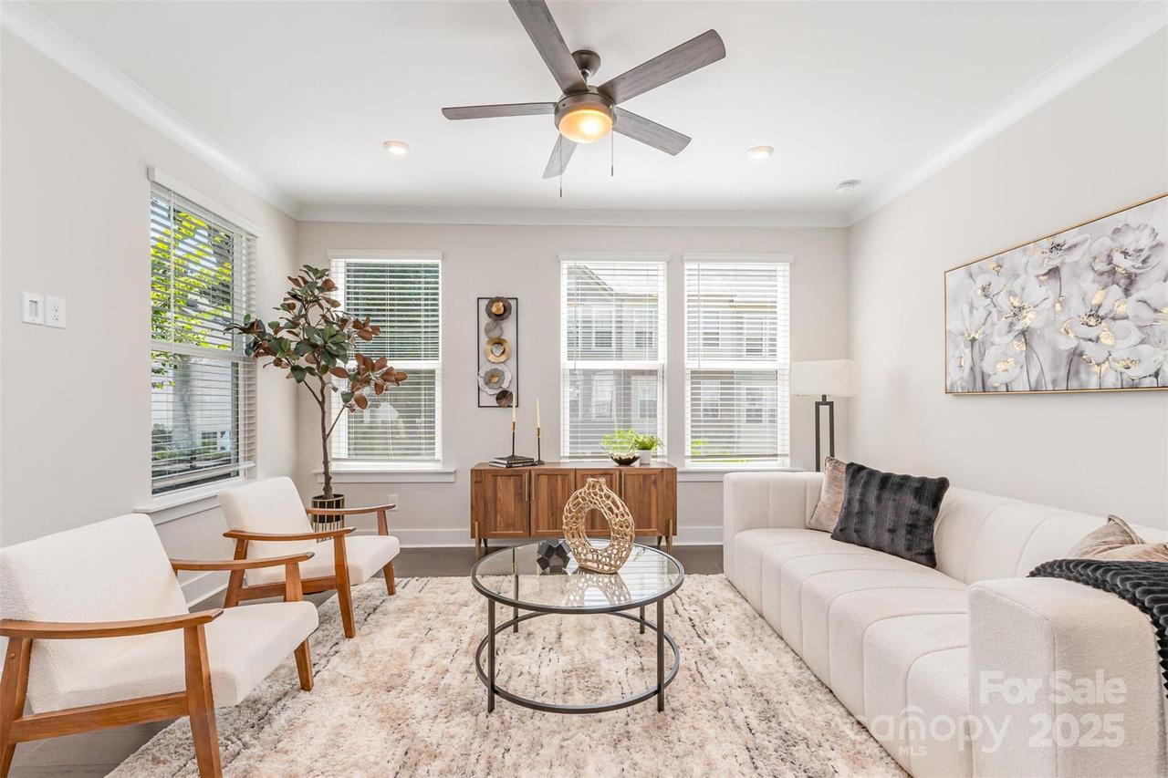 3005 Citizens Ln., Charlotte, NC 28205