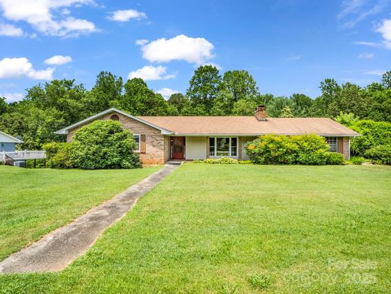 New Homes For Sale This Week That Attend Enka Middle: July 11th to July 17th
