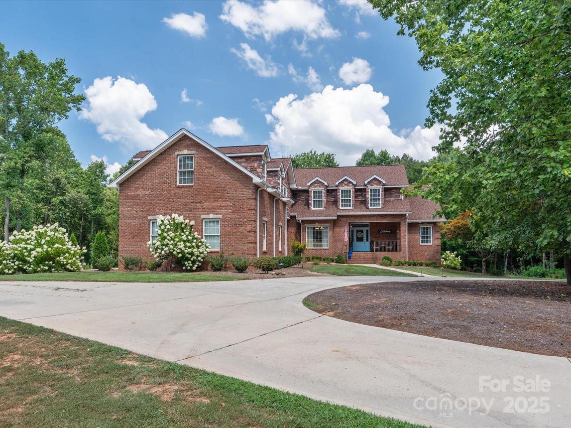 4050 Muirfield Dr., Cherryville, NC 28021