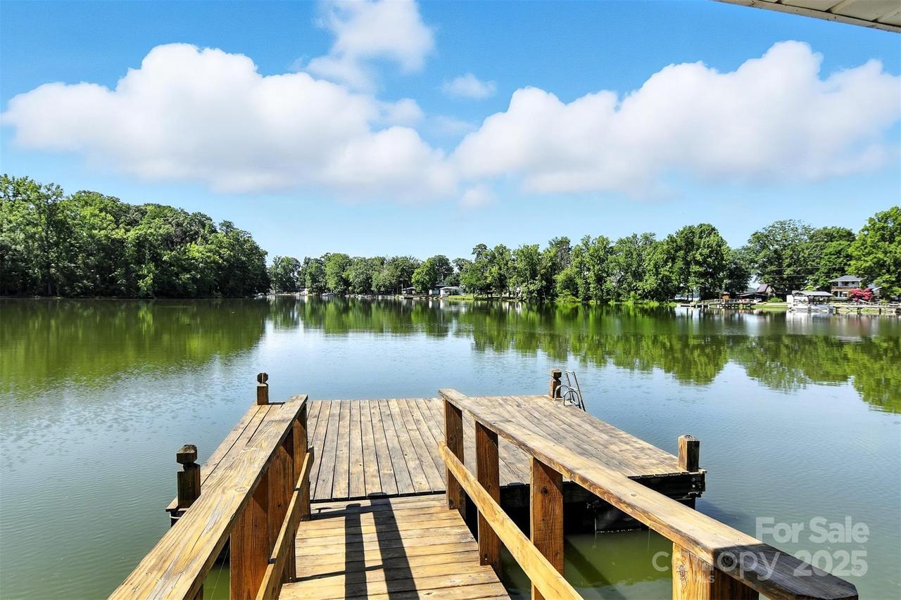 120 Crow Creek Dr., Lexington, NC 27292