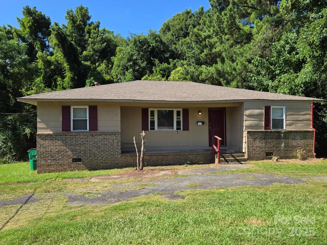 4406 W Argyle Dr., Charlotte, NC 28213