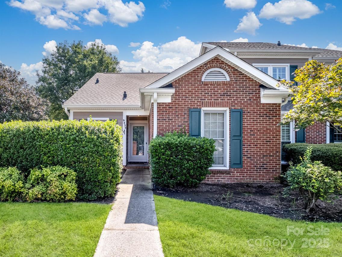 9435 Kings Falls Dr., Charlotte, NC 28210