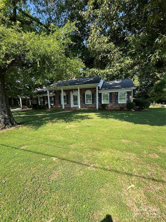504 Mount Vernon Dr., Albemarle, NC 28001