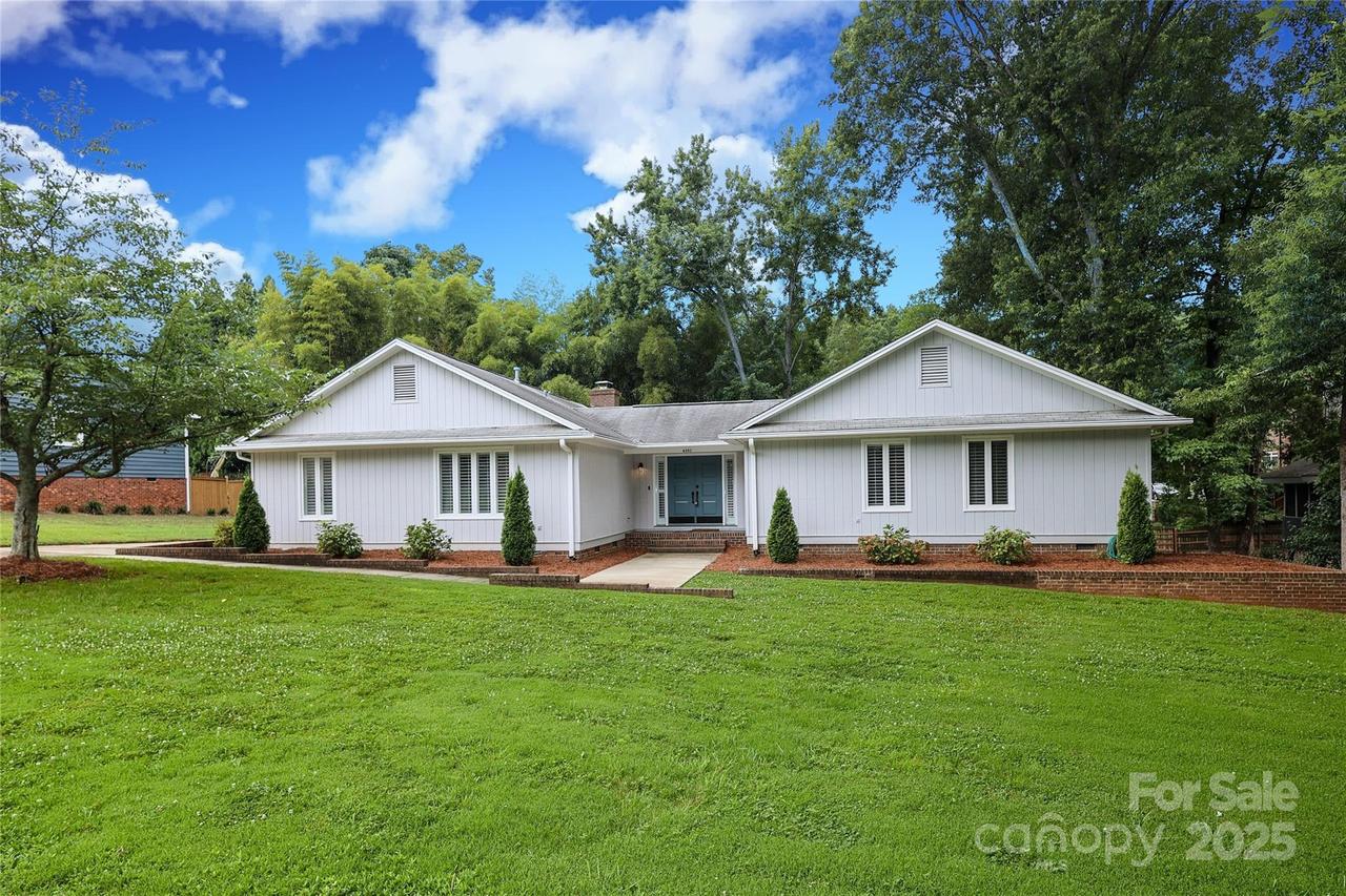 4350 Old Saybrook Ct., Charlotte, NC 28211