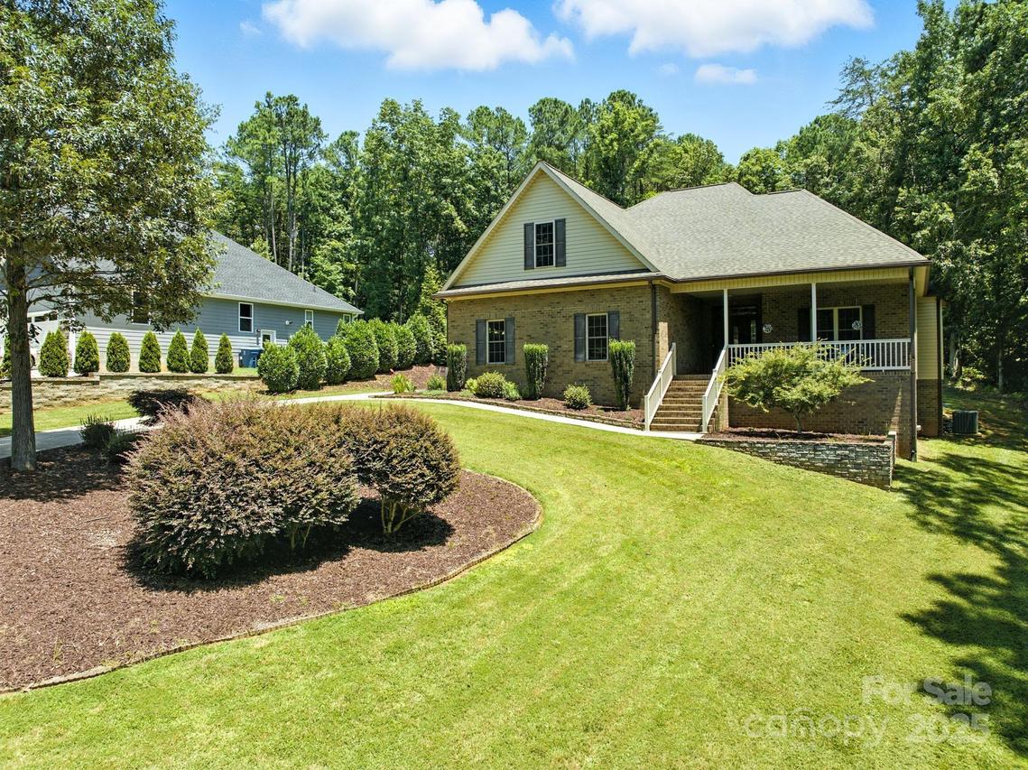 4080 Barbrick St., Sherrills Ford, NC 28673