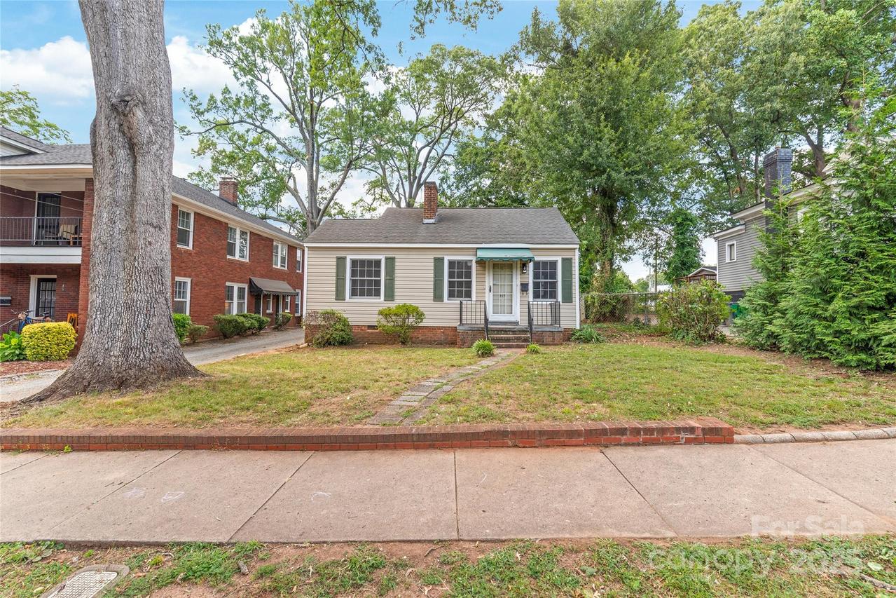 917 Sunnyside Ave., Charlotte, NC 28204