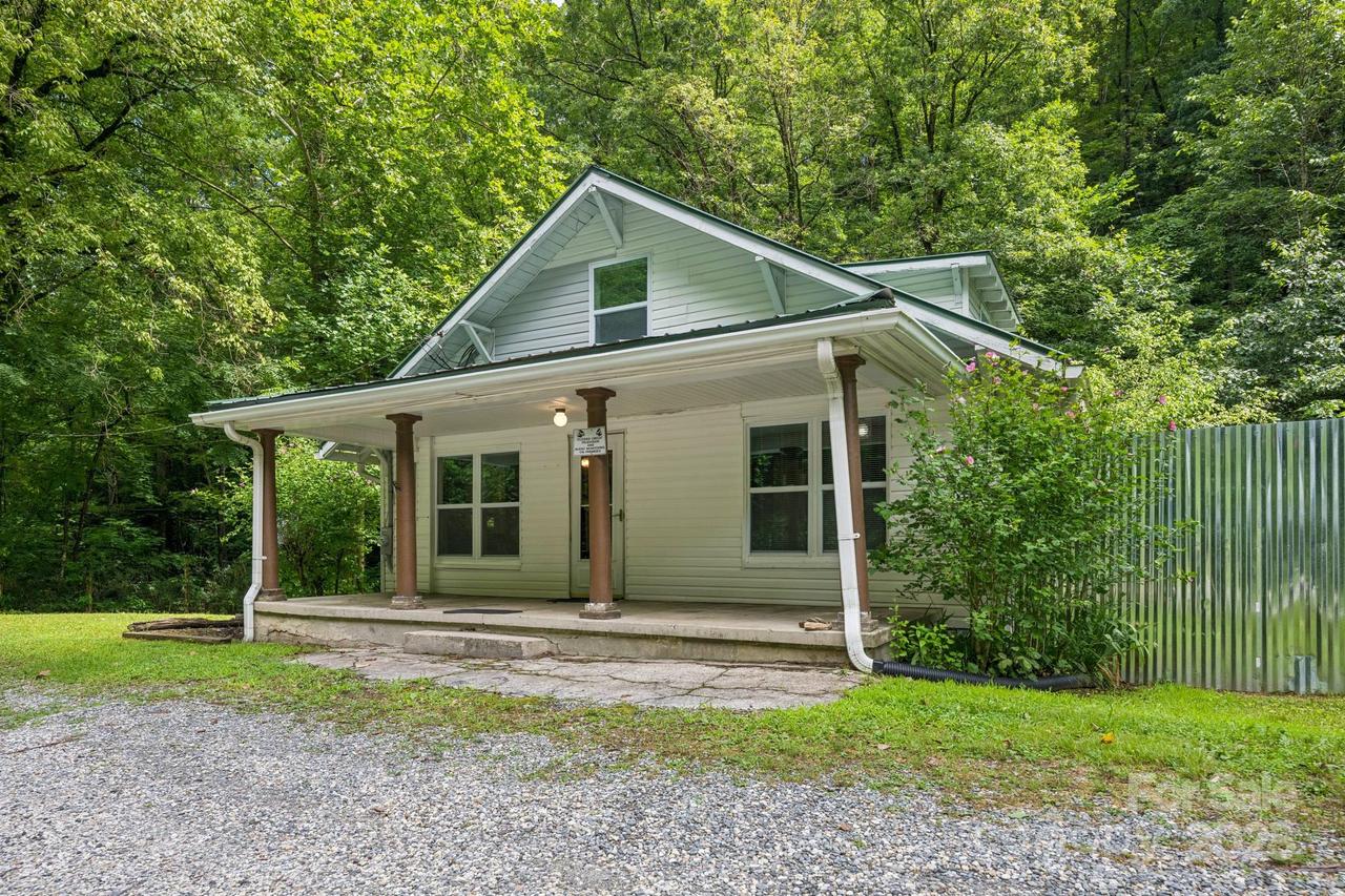12730 Highway 19w Hwy., Bryson City, NC 28713