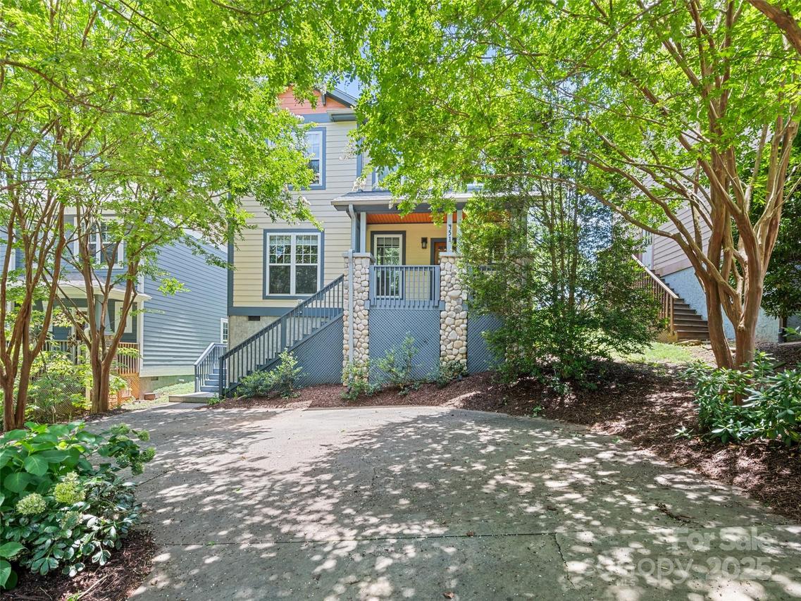 451 Riverview Dr., Asheville, NC 28806