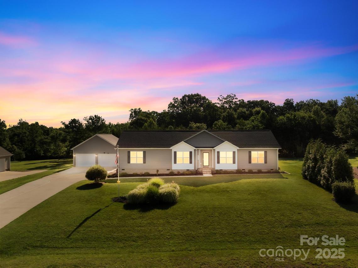 240 Red Cedar Rd., Mooresville, NC 28115