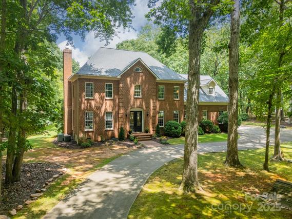 New Homes For Sale This Week That Attend Marvin Ridge Middle: July 18th to July 24th