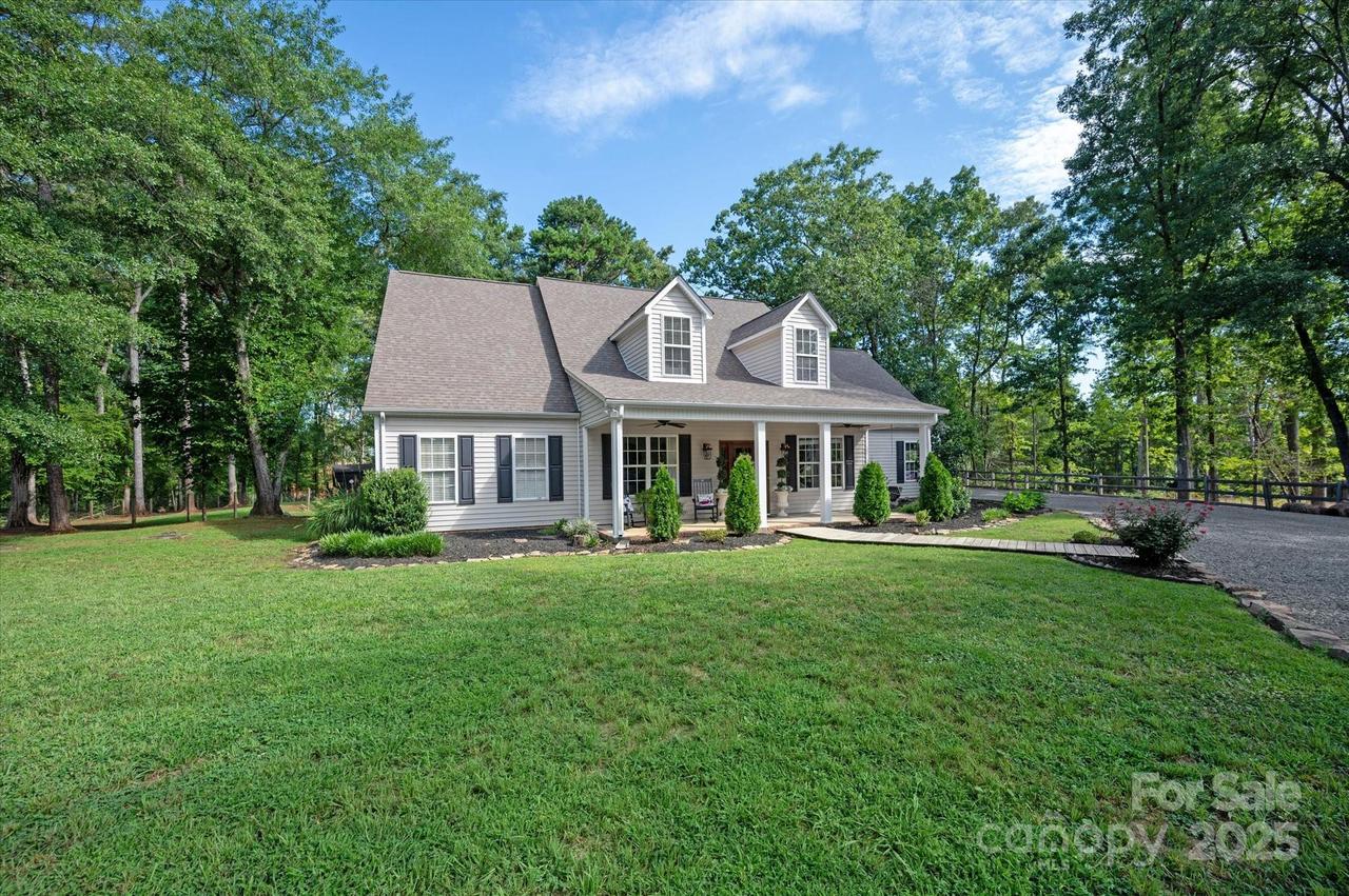 9806 Joe Kerr Rd., Waxhaw, NC 28173