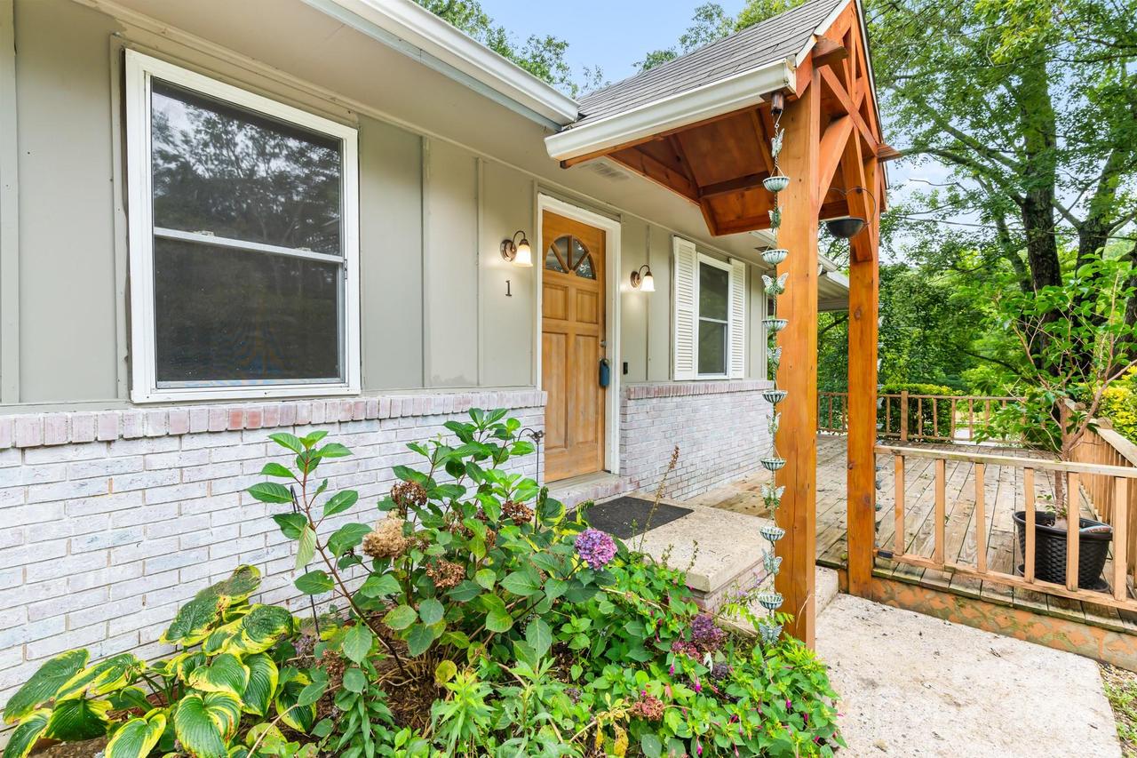 1 Eastcrest Dr., Fairview, NC 28730
