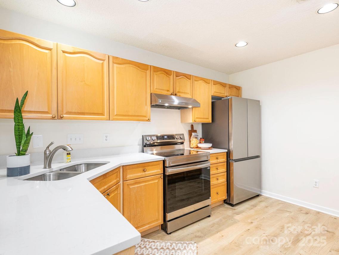 9327 Timothy Ct., Charlotte, NC 28277