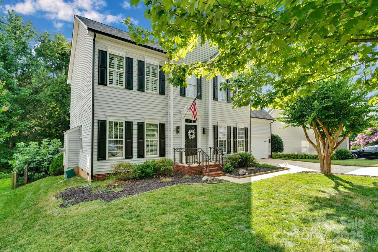 13516 Honeytree Ln., Pineville, NC 28134