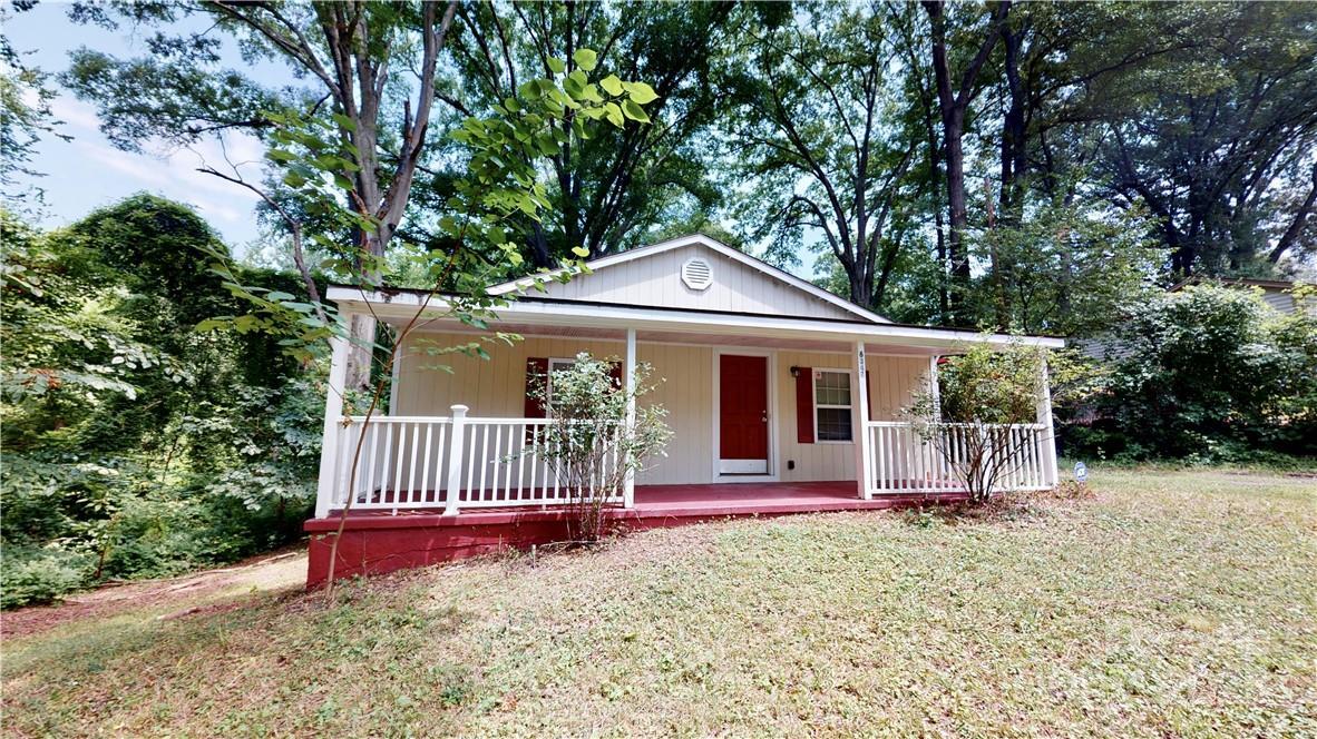 6342 Macon St., Charlotte, NC 28208