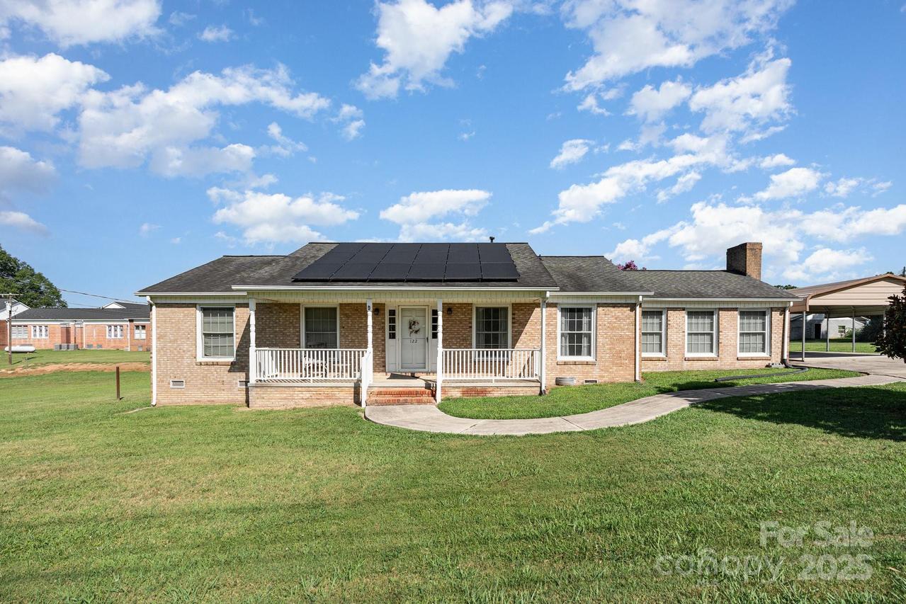 122 Devenny Rd., Cherryville, NC 28021