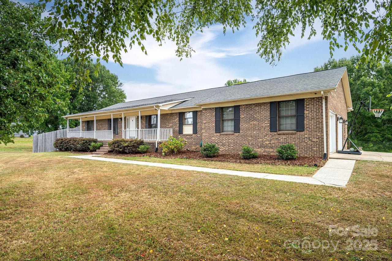 131 Patrick Rd., Gastonia, NC 28056