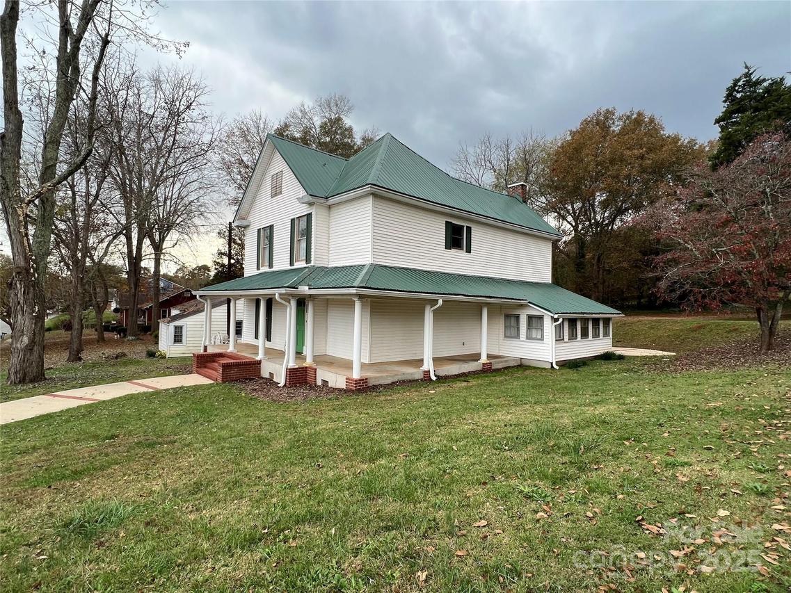 171 N Mitchell St., Rutherfordton, NC 28139