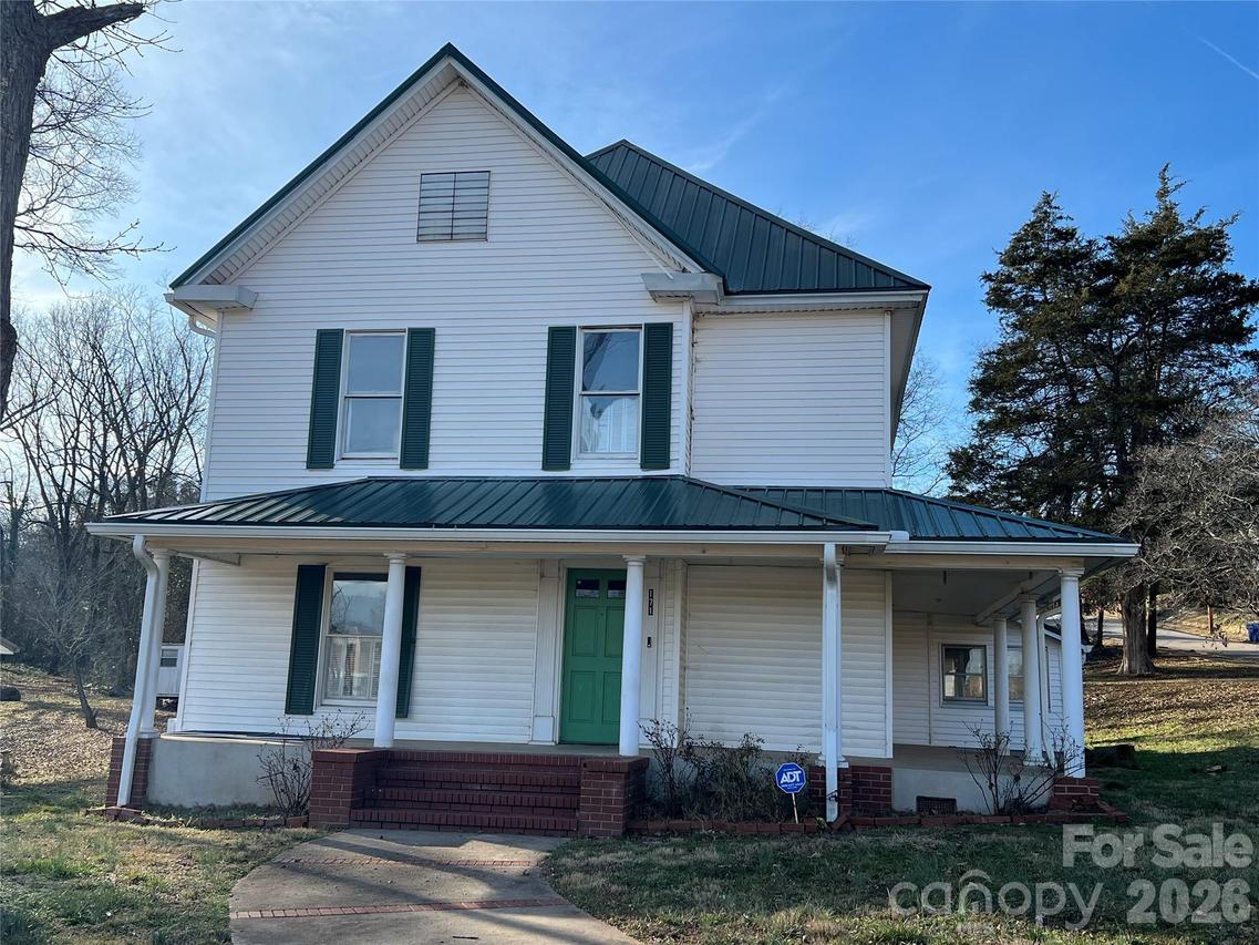 171 N Mitchell St., Rutherfordton, NC 28139