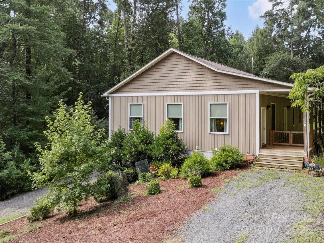 158 Pioneer Dr., Mount Gilead, NC 27306