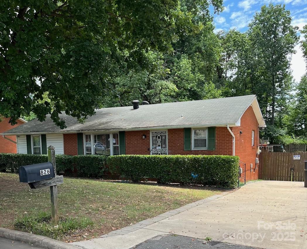 826 Aileen Cir., Pineville, NC 28134