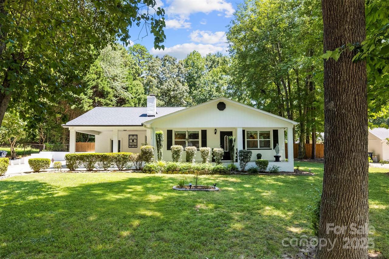 20209 Floral Ln., Cornelius, NC 28031