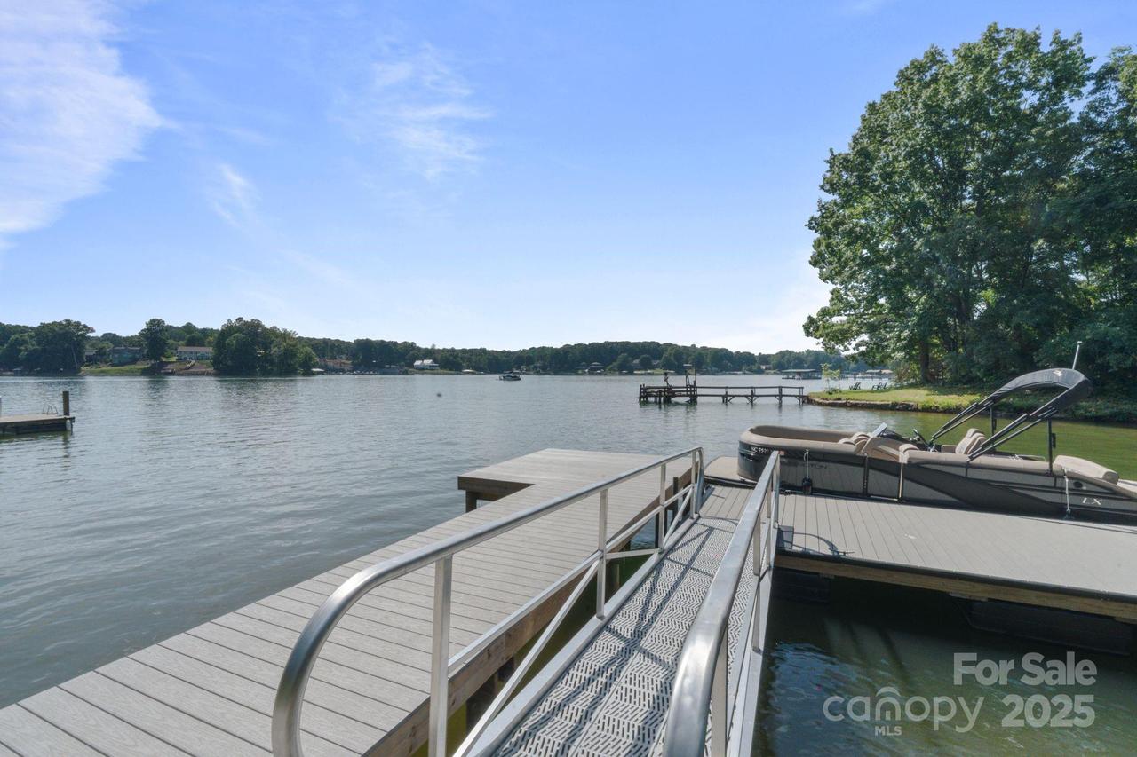 3539 Tee St., Sherrills Ford, NC 28673