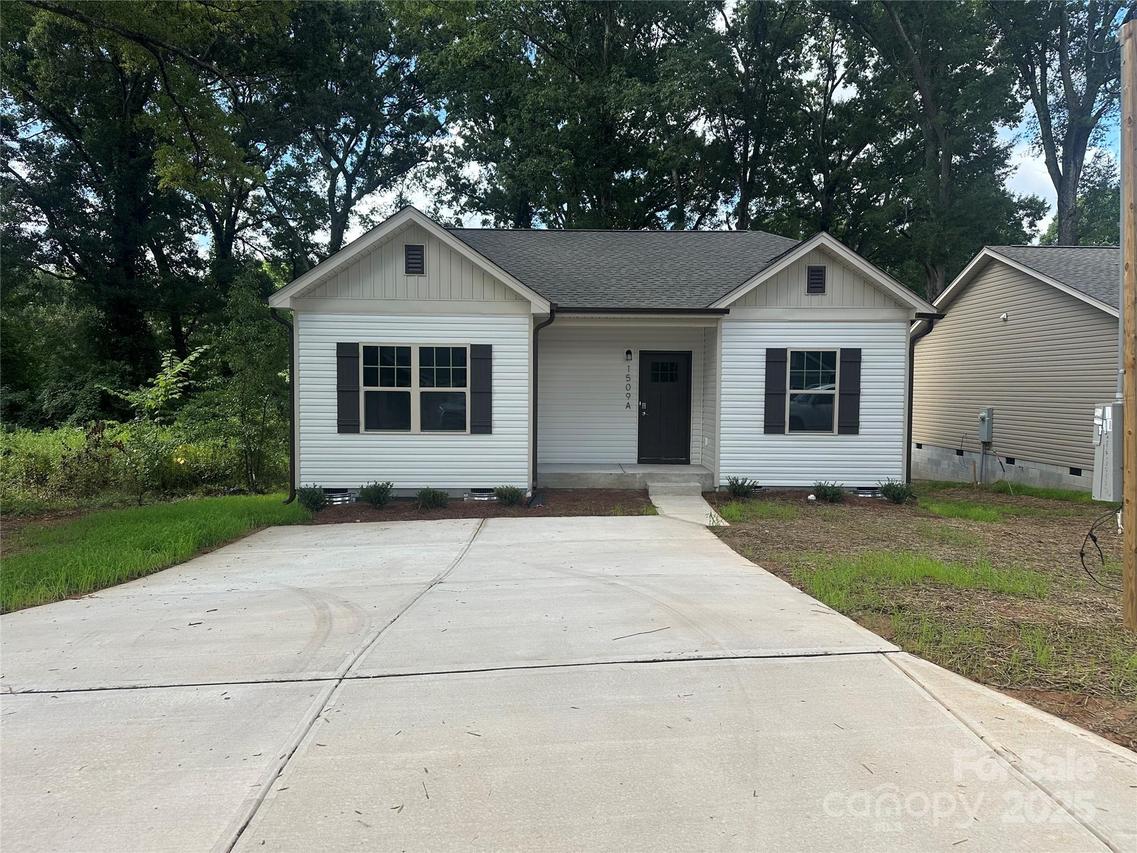 1509 A Collinston Dr., Gastonia, NC 28052