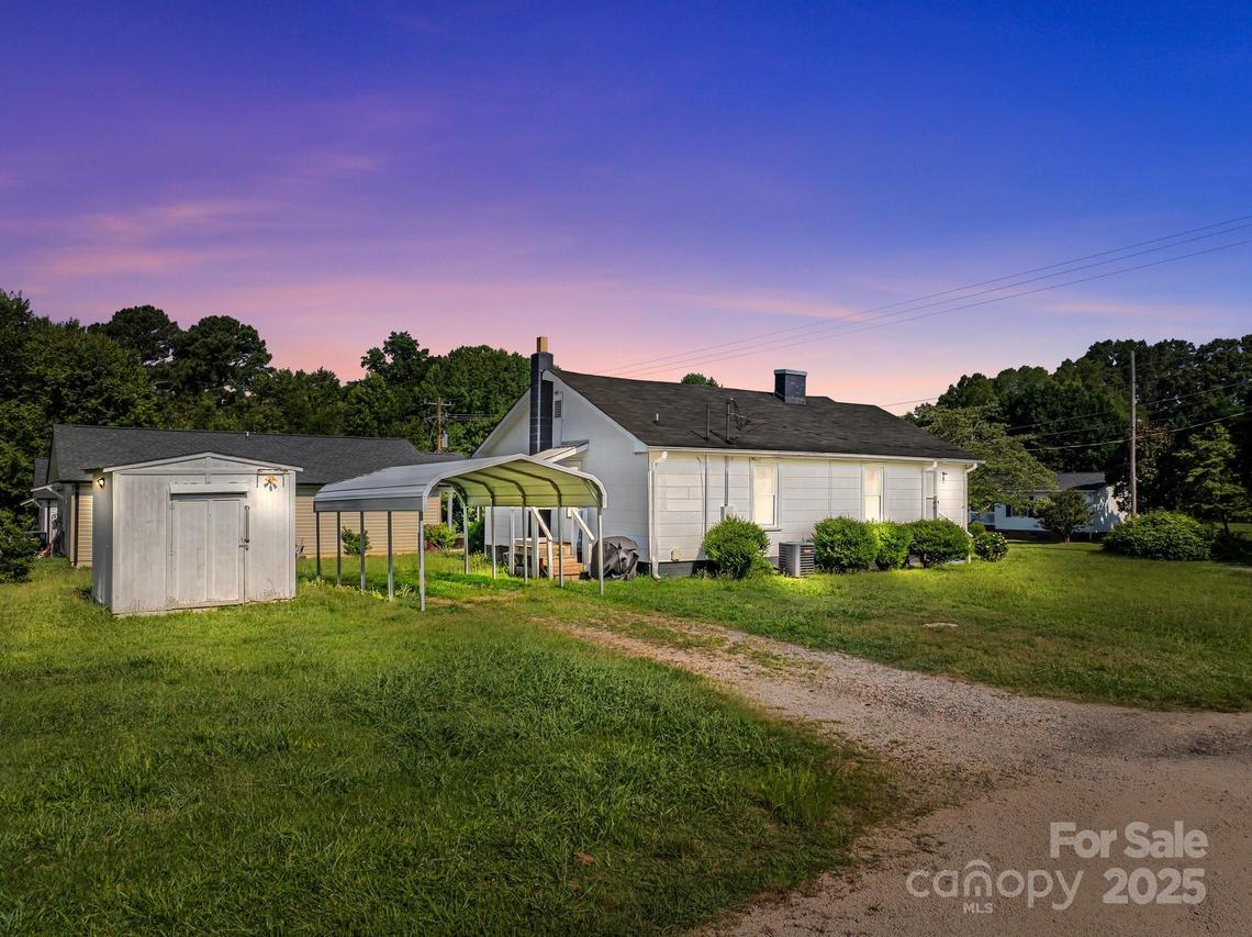 1052 E 22nd St., Kannapolis, NC 28083