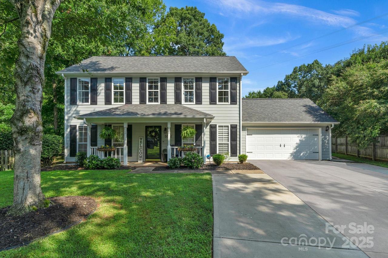 6602 Flat Creek Dr., Charlotte, NC 28277