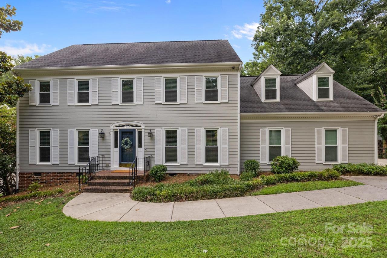 2702 Oxborough Dr., Matthews, NC 28105