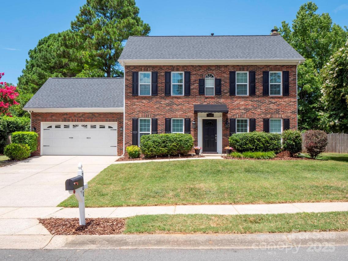 7601 Claiborne Woods Rd., Charlotte, NC 28216