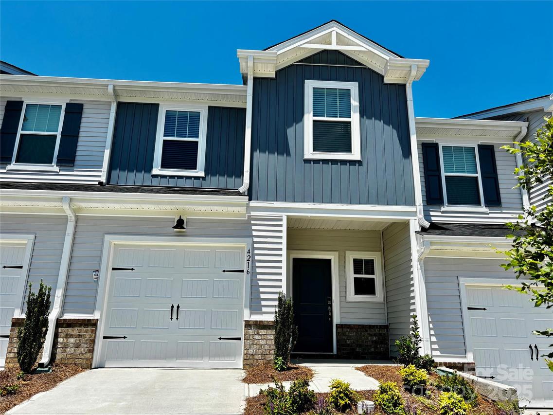 4216 Summit Woods Dr., Charlotte, NC 28216