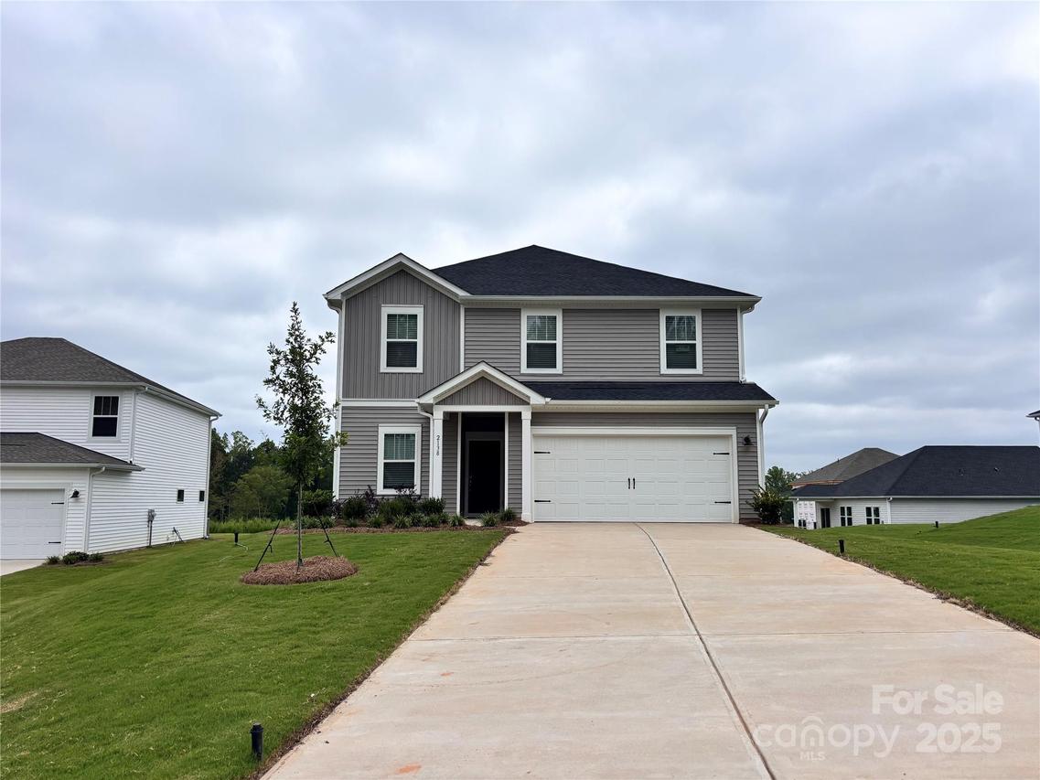 2138 Rolling Hills Ct., Stanley, NC 28164