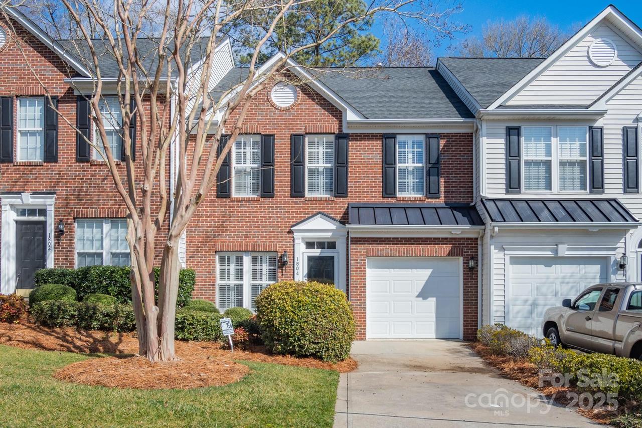 1804 Robinwood Village Dr. #3, Gastonia, NC 28054