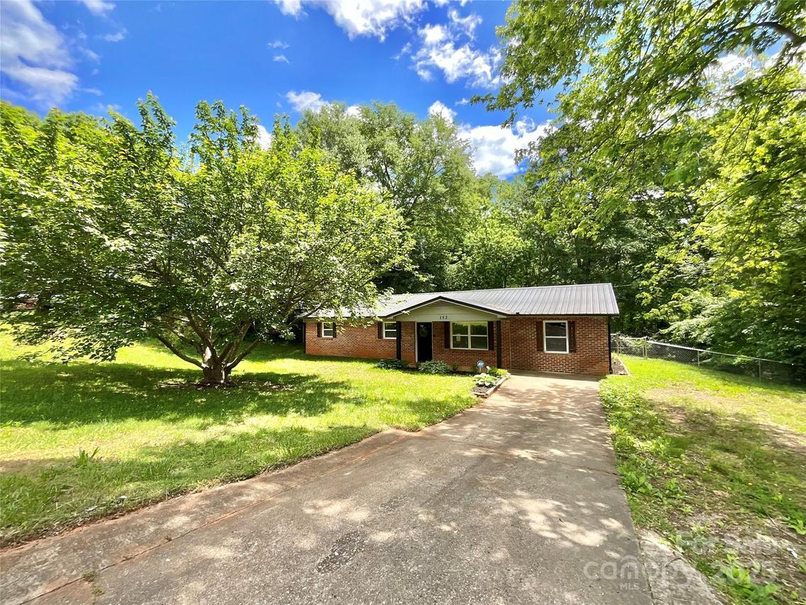 152 Mountainview St., Forest City, NC 28043