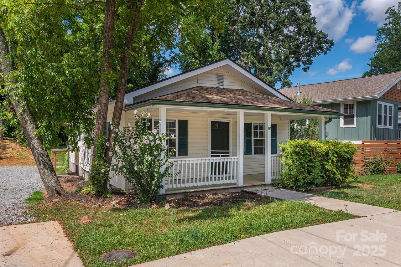 155 Onteora Blvd., Asheville, NC 28803