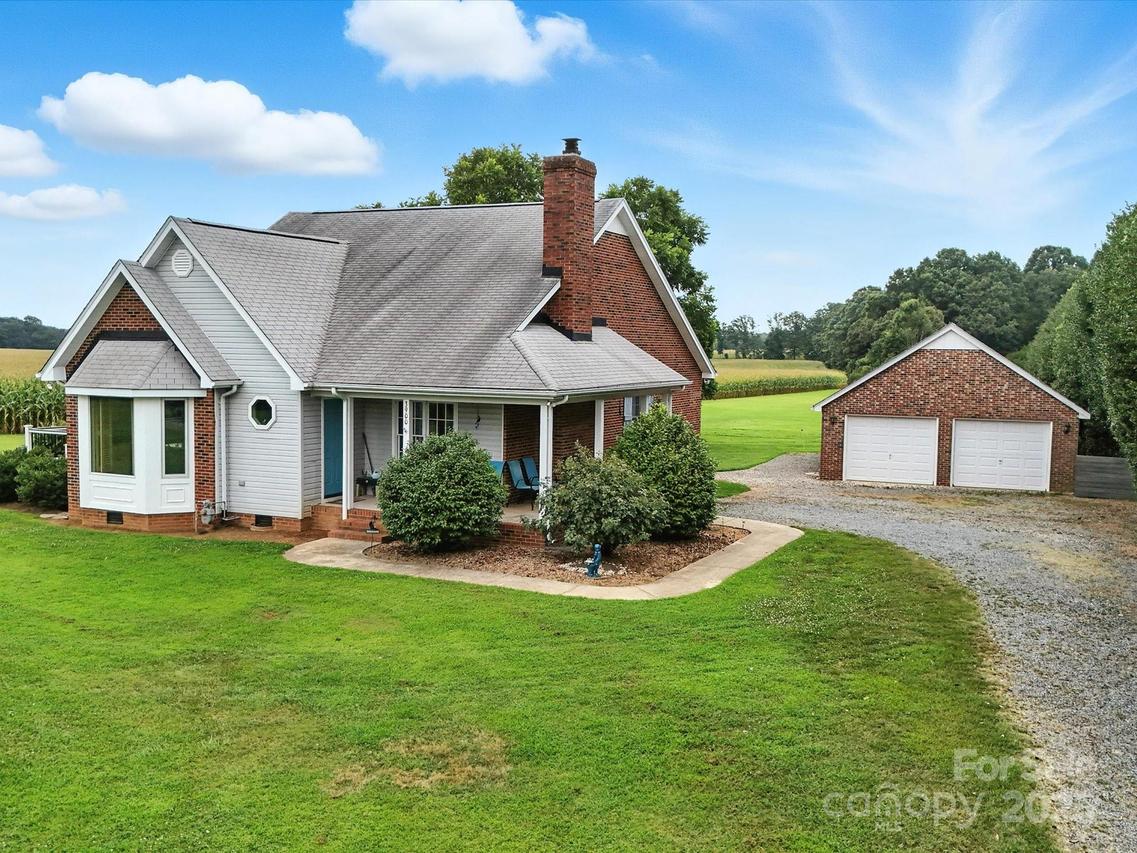 3900 Matthew Dr., Monroe, NC 28110
