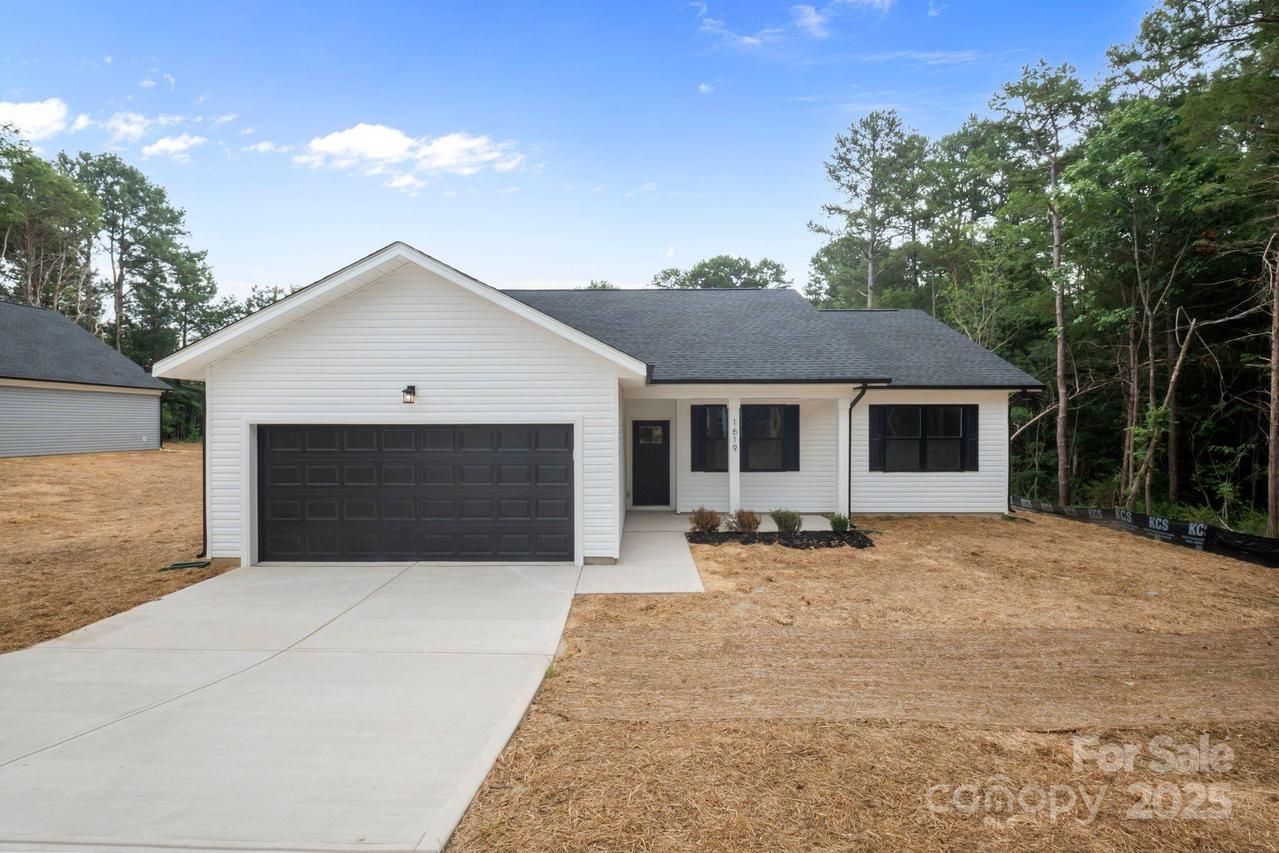 1619 Chambers Ave., Kannapolis, NC 28083