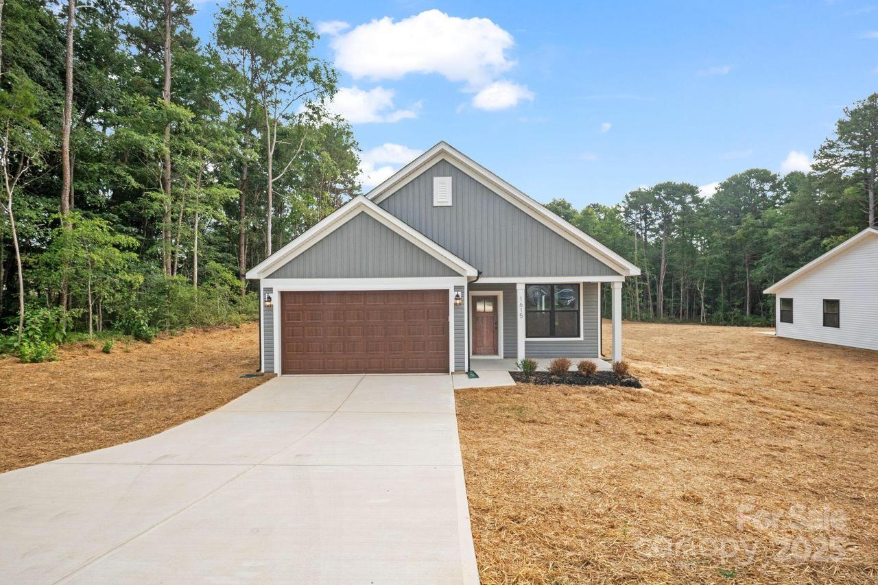 1615 Chambers Ave., Kannapolis, NC 28083