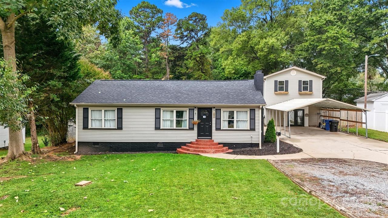 321 Cook St., Mooresville, NC 28115