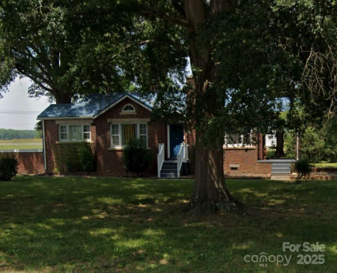 1828 Statesville Blvd., Salisbury, NC 28144
