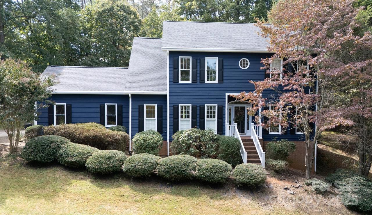 310 La Foret Dr., Morganton, NC 28655