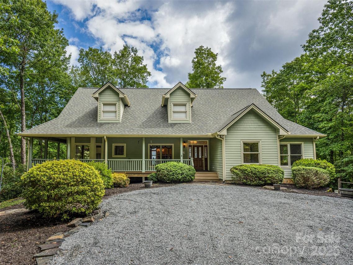 171 Fjord Rd., Rosman, NC 28772
