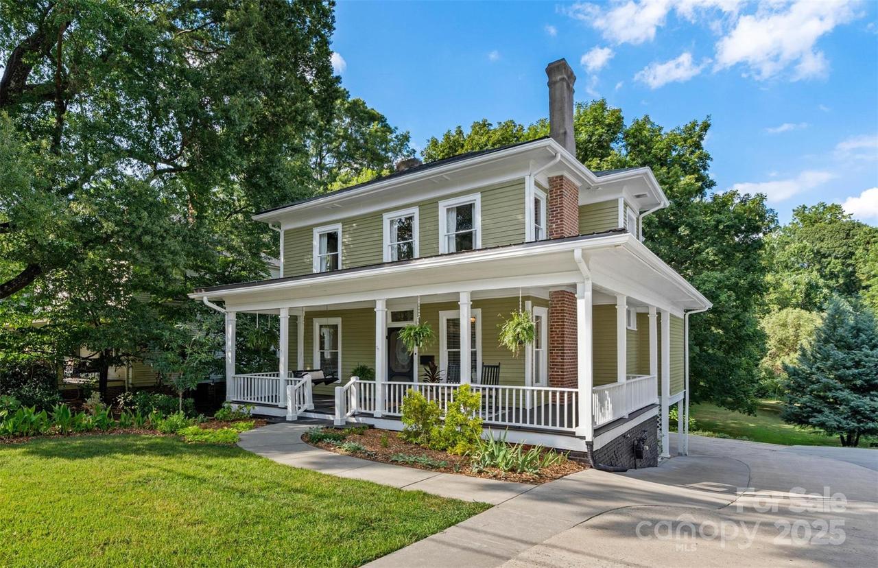345 W Center Ave., Mooresville, NC 28115