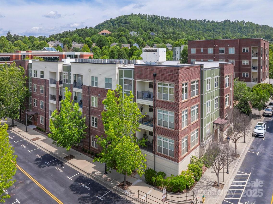 5 Farleigh St. #201, Asheville, NC 28803