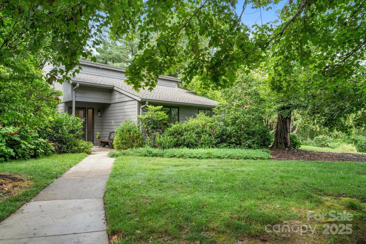 470 Crowfields Dr. #6, Asheville, NC 28803