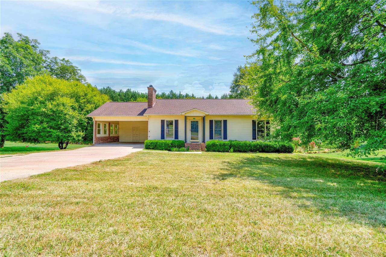 145 Ball Park Rd., Lawndale, NC 28090