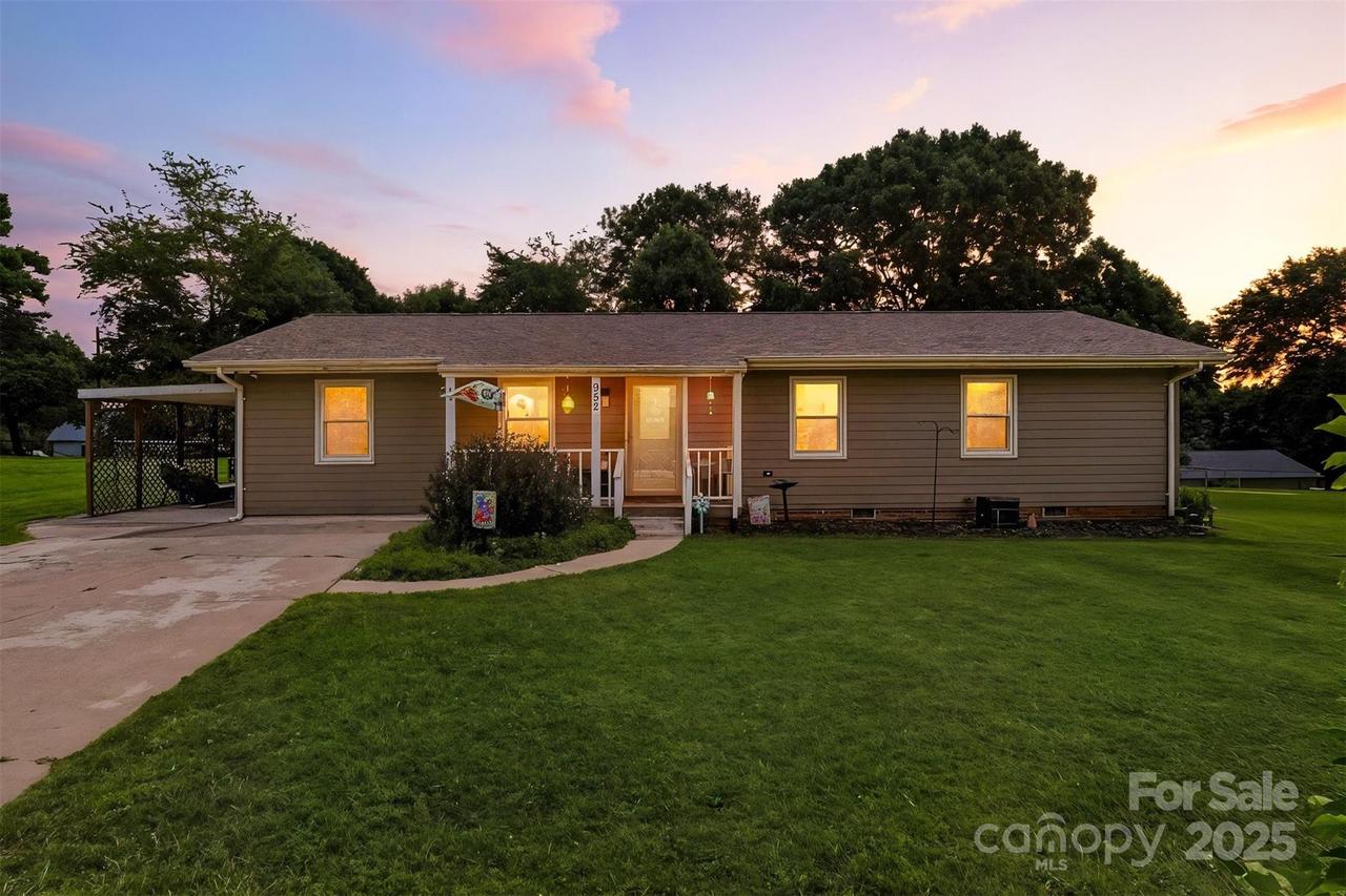 952 30th St., Conover, NC 28613